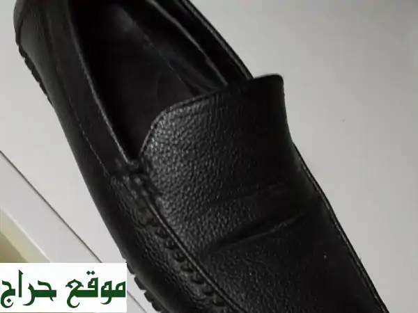 فرصة لا تفوت! حذاء رجالي مقاس 41 للبيع بـ 20 درهم فقط! أناقة وعملية بسعر استثنائي!
