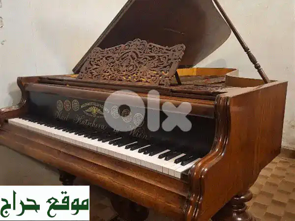 فرصة ذهبية: بيانو جراند ألماني فاخر بحالة ممتازة جداً وسعر لا يُصدق! 2