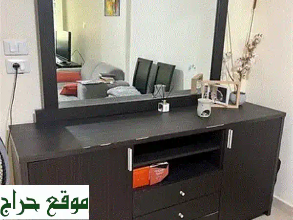 بوفيه فاترينة فاخر وعصري للبيع – أبعاد مميزة لمسة أناقة لمنزلك (هازفية) 4