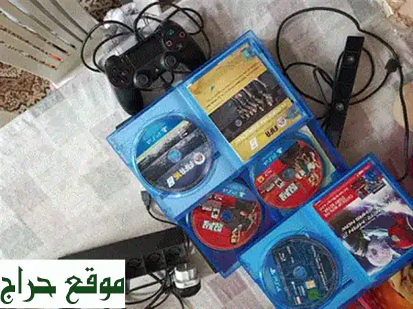 عرض حصري: بلايستيشن 4 (PS4) سعة 1 تيرابايت بحالة ممتازة | يدين تحكم (أصلية و AAA) + قاعدة شحن | جاهز للانطلاق! 3