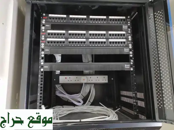 تواصل بلا حدود وأمان تام: خبراء تركيب وصيانة شبكات IT وكاميرات المراقبة