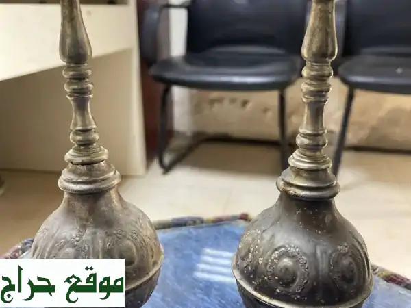 سحر الزمن الجميل: زجاجتا عطر فضة عتيقة يدوية | تحف نادرة بحالة ممتازة 3