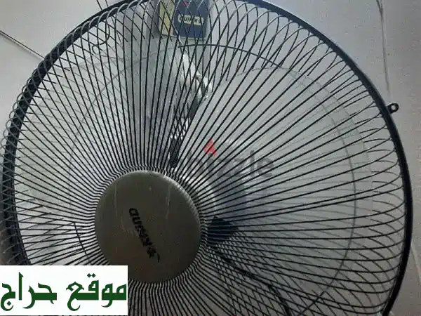 مروحة جدارية Khind بحالة ممتازة للبيع - انتعاش صيفي بسعر لا يصدق! 3