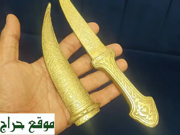 روائع دمشقية أثرية للبيع: 3 خناجر وسيف بنقش يدوي ونحاس قديم - عجمان 4