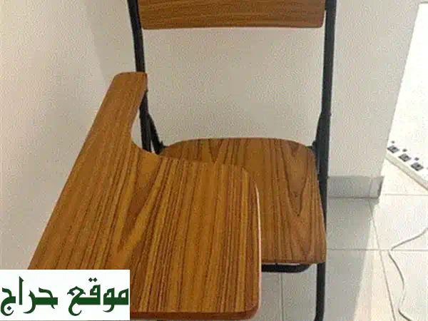 مكتب دراسة أبيض عصري قابل لتعديل الارتفاع | حالة شبه جديدة وسعر مغري! 2