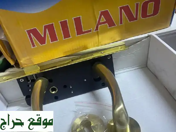 فرصة ذهبية لتجار الجملة: 300 طقم قبضات أبواب ممتازة و350 كالون ميكس – جاهزة للتسليم الفوري!