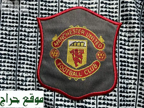 فرصة نادرة: قميص مانشستر يونايتد بيكهام 1994 الأصلي Umbro XXL – قطعة تاريخية بـ 30$! 2