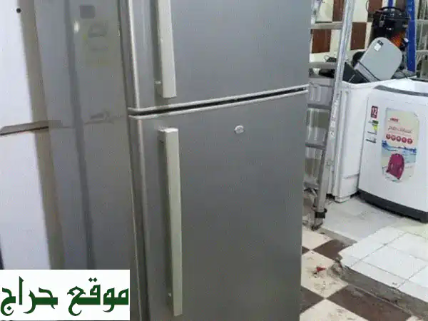 فرصة لا تُعوّض! ثلاجة بحالة 100% ممتازة للبيع - كأنها جديدة! 📞 واتساب 3