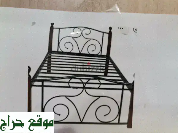 إطارات سرير جديدة كليًا: جميع المقاسات بأناقة وجودة لا تُضاهى!