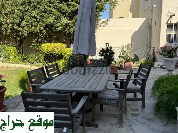 فرصة رائعة: طاولة وكراسي حدائق خارجية (مستعملة بحالة ممتازة) - استلام من سار أو توصيل! 3