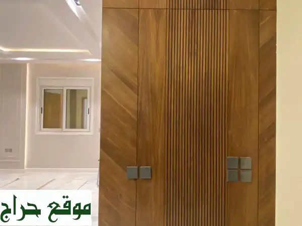 حلول متكاملة: ديكورات خشبية فاخرة، تصميم معارض احترافي، تنظيم حفلات فريد! 2