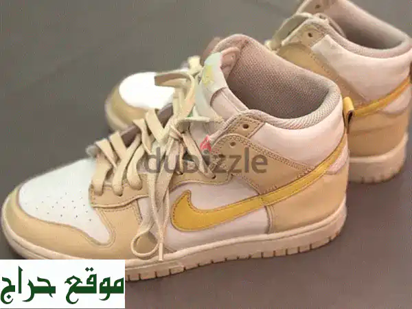 نايكي دانك هاي Pale Vanilla | مقاس 4.5 UK | أيقونة الثمانينات (تراث أحذية جوردن) | مستعملة، نظيفة ومع العلبة 3