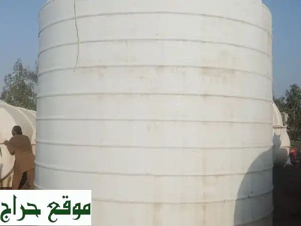 وفر بذكاء! 💧 خزانات مياه مستعملة نظيفة | أحجام متنوعة وتوصيل لكل الإمارات