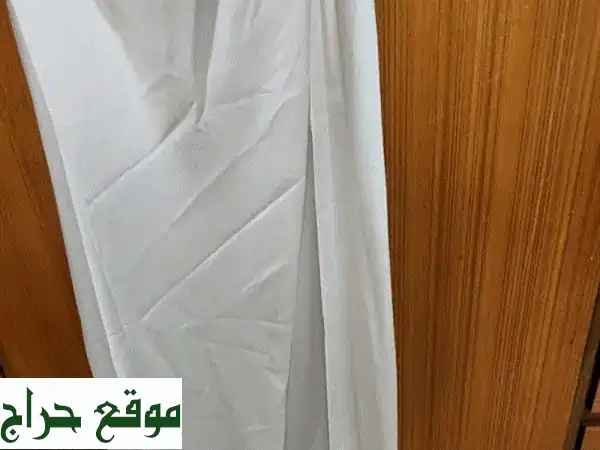 فستان زفاف ASOS Rosanna ساتان أبيض جديد مقاس 44 | إطلالة عصرية ساحرة بفتحة جانبية جذابة 4