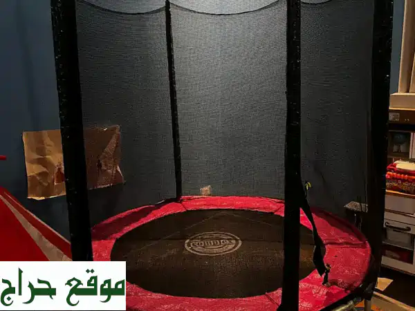 ترامبولين داخلي منزلي بحالة ممتازة | متعة لا نهائية لأطفالك وأصدقائهم!