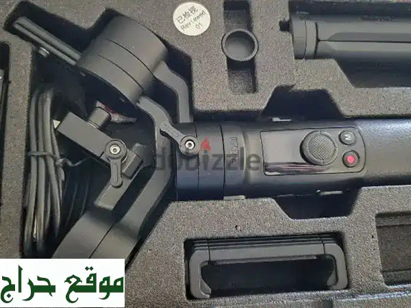 🌟 للبيع: جيمبال Zhiyun Crane M2 ثلاثي المحاور - مثبت فيديو احترافي (بحالة ممتازة) 🎥 3