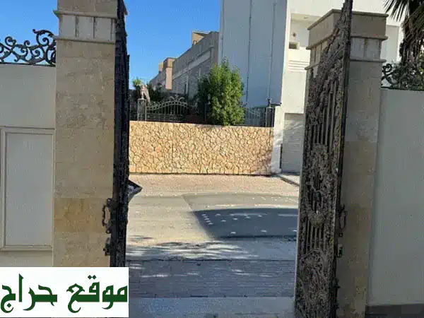 بوابة فيلا فاخرة ألمنيوم مصبوب | تصميم أوروبي كلاسيكي مضاد للصدأ | بسعر مميز 2