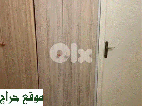خزانة ملابس خشبية فاخرة | أناقة وتنظيم لغرفة نومك بحالة ممتازة! 2