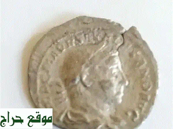 كنز تاريخي: مصباح زيت روماني أصيل من القرن الثالث الميلادي (فخار تيراكوتا) 4