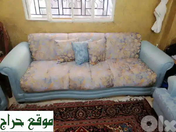 فرصة لا تعوض! جدد منزلك بأثاث فاخر: كنب، كراسي بيرجير، ومكملات أنيقة بأسعار استثنائية تبدأ من 300$! 2