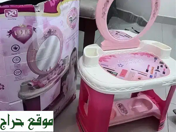 طاولة زينة أطفال بمرآة: حوّل غرفة طفلك لقصة خيالية! ✨