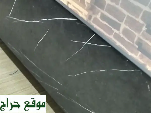 أول طاولات 3D ذكية في الإمارات: حصريًا من لمسة الفن! تصميم فاخر وشحن مدمج. 4