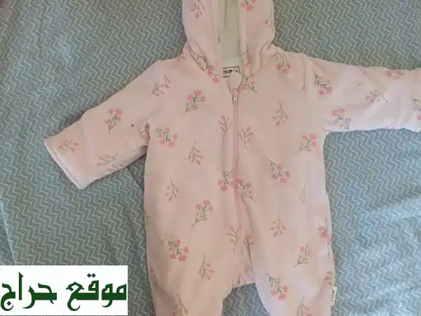 ✨ فستان بيبي جديد تمامًا (0-3 أشهر) | لم يُلبس قط! | أناقة وراحة لأميرتك الصغيرة 💖