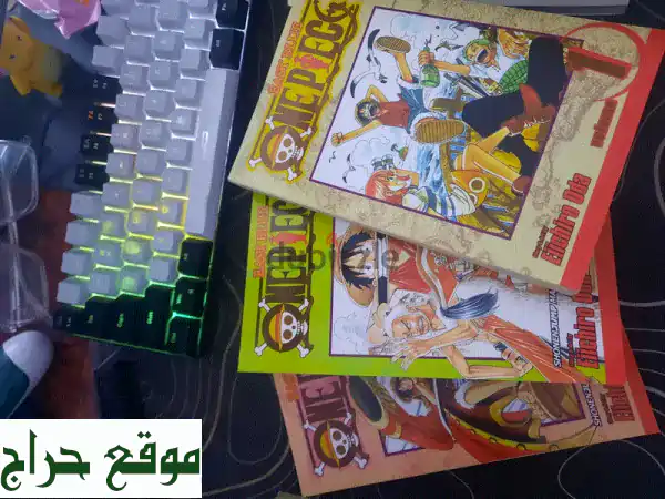 مجموعة مانجا وبلوشيز نادرة للبيع في المحرق: ون بيس، جوجوتسو، فول ميتال والمزيد! دمى جوجو ونوبارا بجودة عالية.