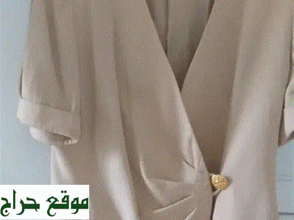 ✨ تألقي بجاكيت نسائي أنيق (أسود وأبيض) مقاس L | ارتدي مرة واحدة فقط - كأنه جديد! 2