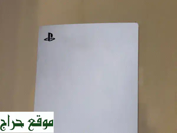 فرصة ذهبية: بلايستيشن 5 مستعمل (سنتين) بحالة ممتازة | PS5 للبيع مع يد تحكم كامو وكامل الملحقات الأصلية 4