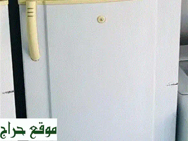 فرصة لا تعوض: ثلاجة كبيرة (حجم عائلي) للبيع - نظيفة، تعمل بكفاءة تامة وتبريد مثالي! 4