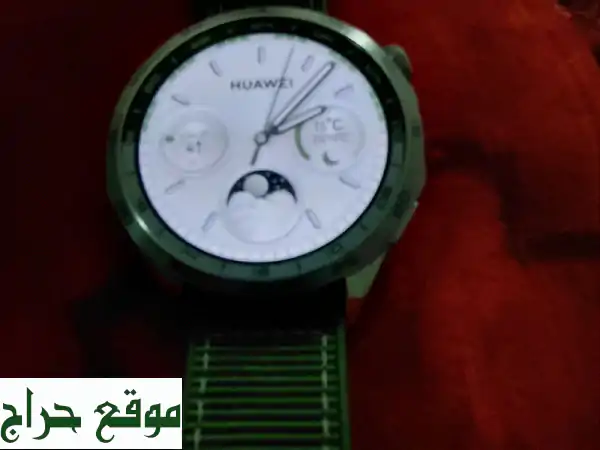 ساعة هواوي GT 4 خضراء للبيع - نظيفة جداً كأنها جديدة بسعر 350! 3
