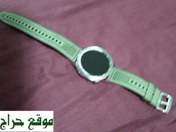 ساعة هواوي GT 4 خضراء للبيع - نظيفة جداً كأنها جديدة بسعر 350! 2