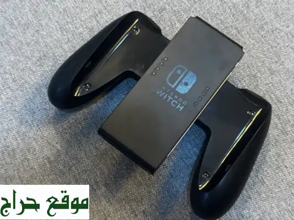 حامل مقبض Joy-Con أصلي (OEM) لنينتندو سويتش BD5 – كالجديدة! عزز تحكمك وراحتك في اللعب.