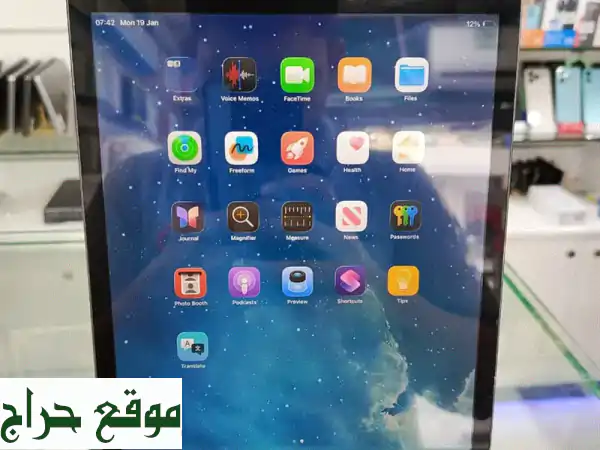 ⚡ صفقة لا تُفوّت: ايباد الجيل التاسع (9) مستعمل 64GB | شاشة 10.2 بوصة | بحالة ممتازة كالجديد | سعر 64 OMR! 3