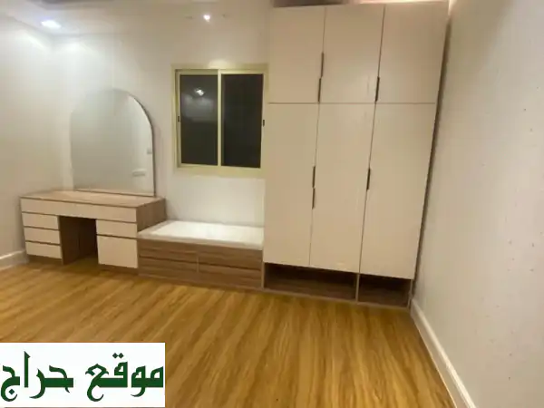 صمم حلمك: تفصيل أثاث وديكورات منزلية عصرية | كنب، غرف نوم، دريسنج بأسعار تنافسية.