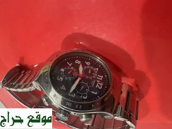 فرصة لا تُعوّض! ساعة SWATCH أصلية مستعملة بحالة ممتازة - 300 ريال فقط!