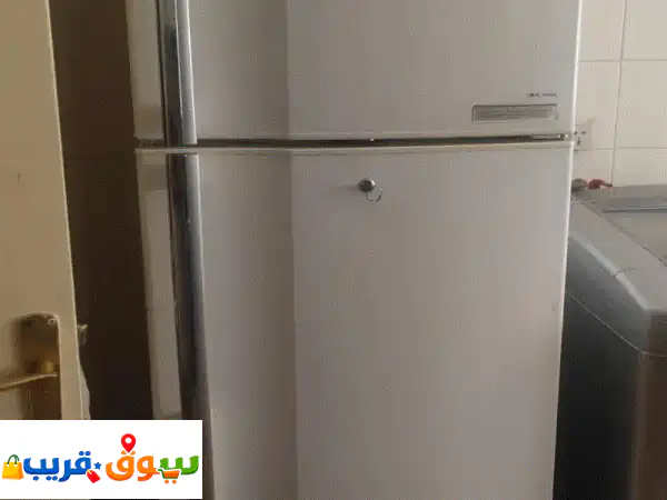 لا تفوت! ثلاجة وفريزر توشيبا حجم كبير: نظافة وحالة ممتازة - جاهزة لبيتك!