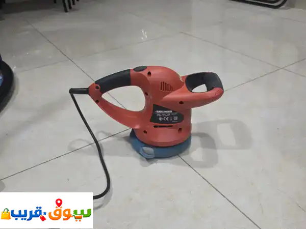 Black and Decker random orbit waxeru002 F polisher