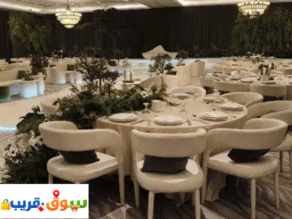 تجهيز مناسبتك بأسلوب فريد! تأجير كراسي، طاولات، كنب VIP وأسوار حفر | خدمات حفلات متكاملة. 4