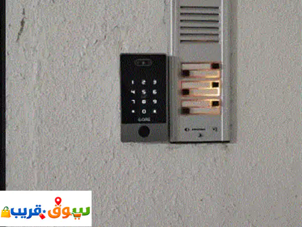 فني كاميرات وأنظمة أمنية توريد تركيب صيانة 3