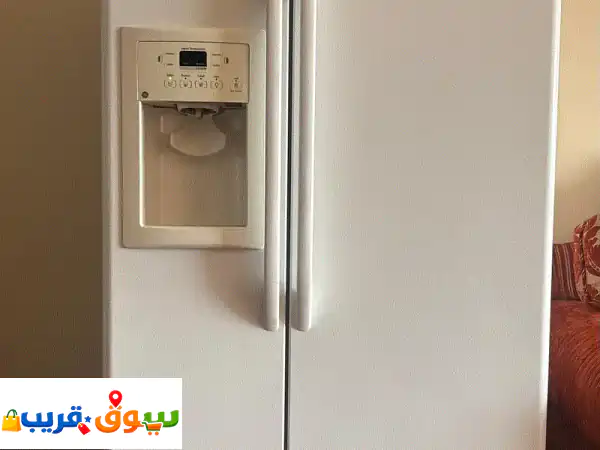 GE Refrigerator for Sale – Well Maintained