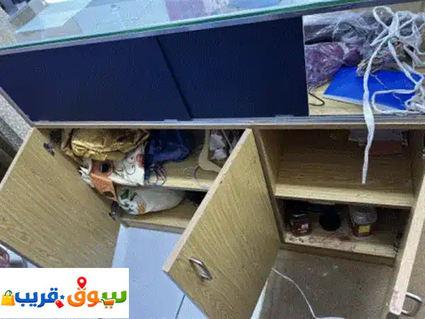 تصفية محل ملابس كل أغارضة جديدة ليها شهرين فقط متاح كمية ملكانات وبترينه خشب وزجاج عمولة واستندات ...