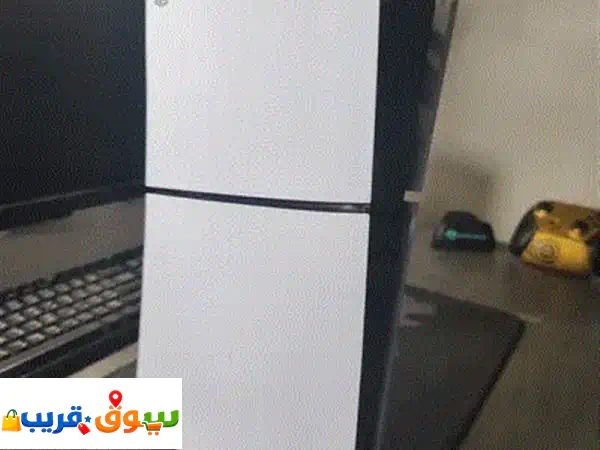بلايستيشن 5 (PS5) النسخة الرقمية + يدين تحكم مميزتين - بحالة ممتازة وعرض نهاية الأسبوع الحصري! 2