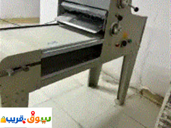أغراض شبه جديد ومخبز عجانه وفرادة طاولات 24 ستيل دافور كهرباء 3