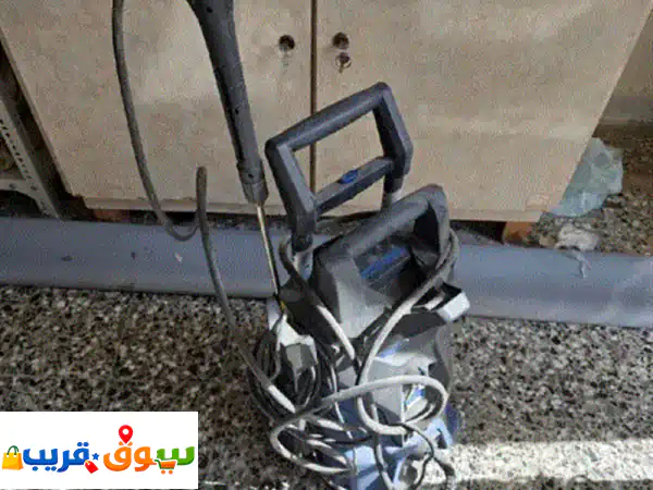 للبيع معدات تنظيف لشركة نظافة مكينة تنظيف السيراميك مكنسة كبيرة ومكينة ضخ مياه بحالة جيده جدا ... 2