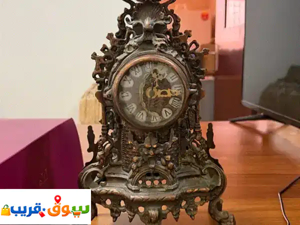 تحفة أنتيك: ساعة مدخنة نحاسية عتيقة مزخرفة | ديكور فاخر ونادر لمنزلك