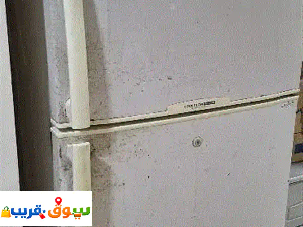 فرصة مميزة: ثلاجة سامسونج مستعملة للبيع بحالة ممتازة - سعر قابل للتفاوض!