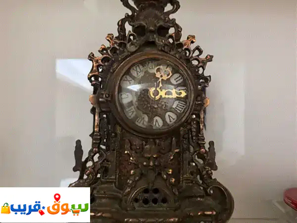 تحفة أنتيك: ساعة مدخنة نحاسية عتيقة مزخرفة | ديكور فاخر ونادر لمنزلك 2