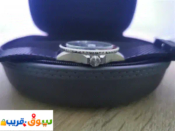 ساعة إمبوريو أرماني غطس تناظرية للرجال  وجه أسود مع سوار سيليكون  الموديل ar 11341. السعر النهائي ... 3